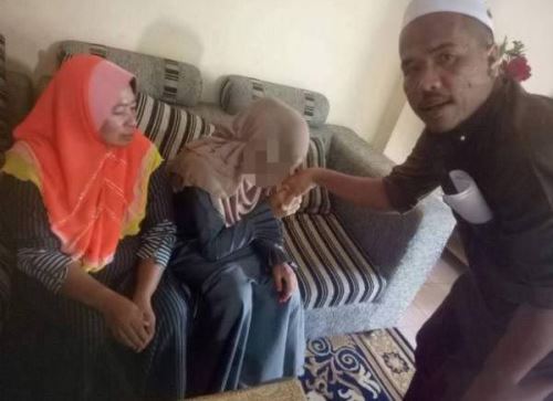 اتاق حجله اجباری دختر 11 ساله با مرد 40 ساله! عکس و داغ ترین خبرهای جذاب