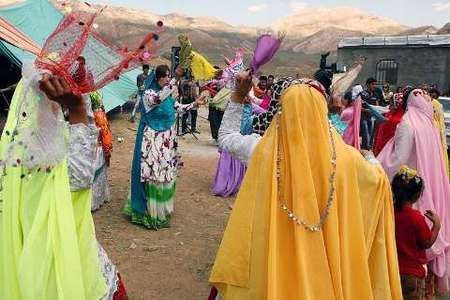 لاکچری ترین عروسی های تهران با پورشه های عروس و داماد + تصاویر