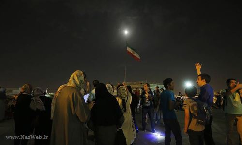 عکس های بی نظیر طولانی ترین خسوف قرن از برج میلاد + ماه خونین