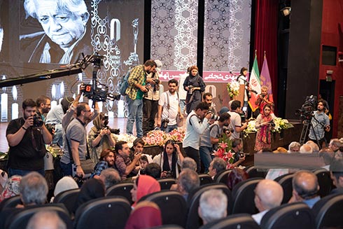 عکس های داغ و دیدنی استایل بازیگران در جشن خانه سینما