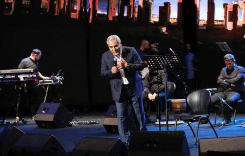فیلم کنسرت جنجالی مهران مدیری با ترانه ی قدیمی و عاشقانه
