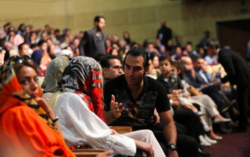 عکس های کنسرت مهران مدیری با حضور جلف الهام پاوه نژاد و دخترش
