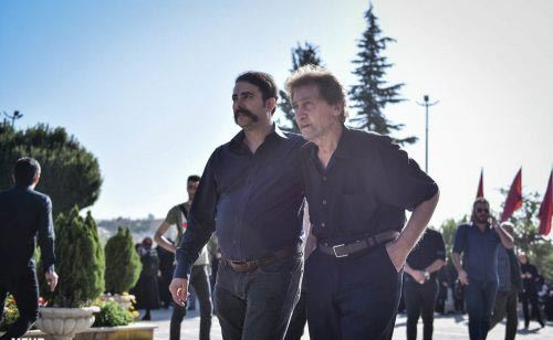 چهره غمگین هنرمندان و بازیگران در مراسم خاکسپاری حسین عرفانی