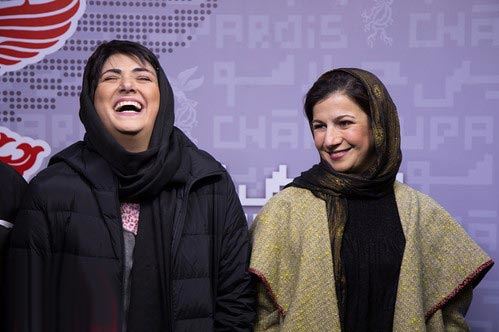استایل بازیگران در اکران عرق سرد | از تیپ دولتشاهی تا رنگ موی باران کوثری
