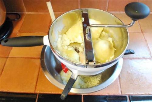 غذاهای سریع و بیرون بر / پیک نیک، محل کار + طرز تهیه