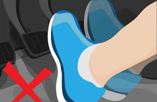 هنگام ترکیدن لاستیک حین رانندگی چکار کنیم/ آموزش کامل