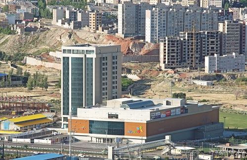 پاساژگردی بازیگران / لوکس و لاکچری ترین مراکز خرید چهره های ایرانی
