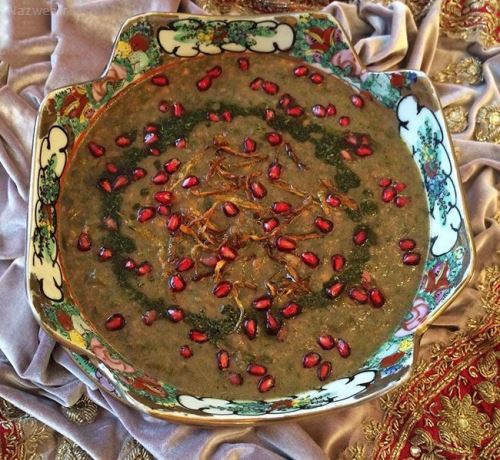 انواع غذاهای شب یلدا از پلو انار تا کلم پلو با دستور پخت