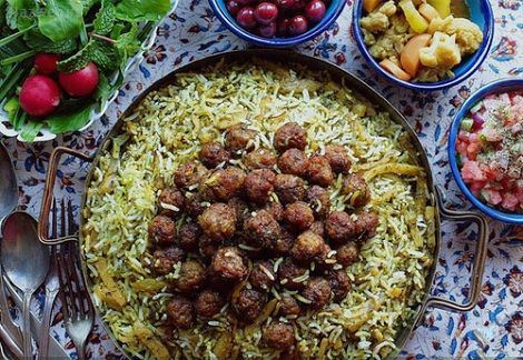 انواع غذاهای شب یلدا از پلو انار تا کلم پلو با دستور پخت