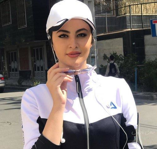 اینستاگرام بازیگران؛ فیگور زشت و بدنمای آزاده زارعی کنار جمشید هاشم پور تا