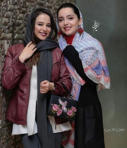 استایل و ژست های بازیگران از مانتو صابر ابر