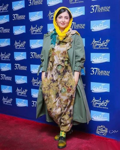 استایل و ژست های بازیگران از مانتو صابر ابر