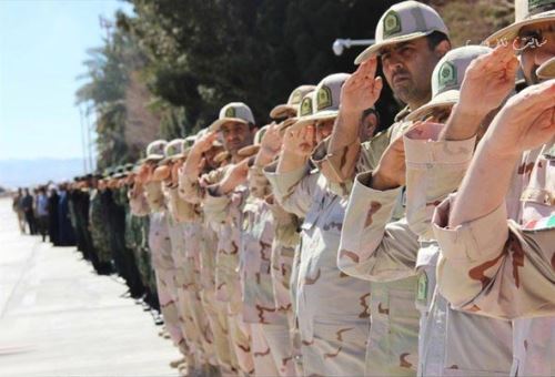 تصاویر شوکه کننده از مراسم تشییع پیکر شهدای سیستان