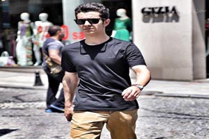 بیوگرافی جدید علی شادمان و نامزدش + تصاویر