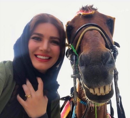تصاویر دیدنی بازیگران 142؛ هم آغوشی عباس جمشیدی و پنبه