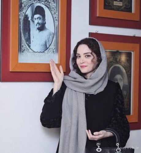 سلفی و عکس بازیگران با تیپ و مدل مانتوهای جدید