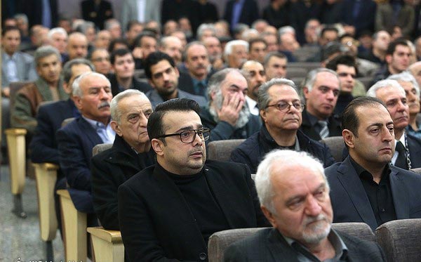 مراسم هفت مرحوم خشایار الوند با حضور بازیگران