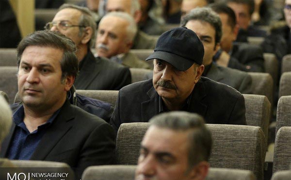 مراسم هفت مرحوم خشایار الوند با حضور بازیگران