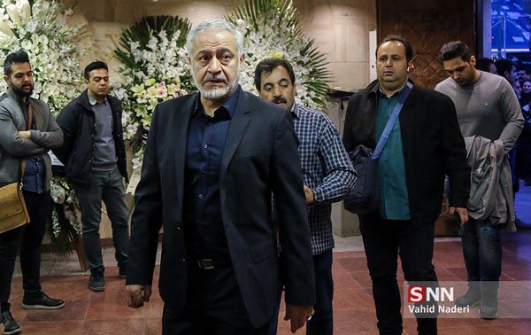 مراسم هفت مرحوم خشایار الوند با حضور بازیگران
