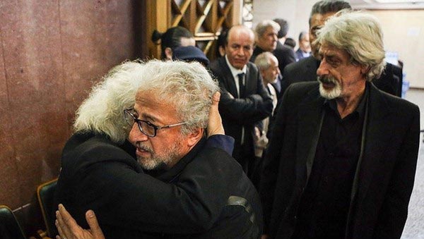 مراسم هفت مرحوم خشایار الوند با حضور بازیگران