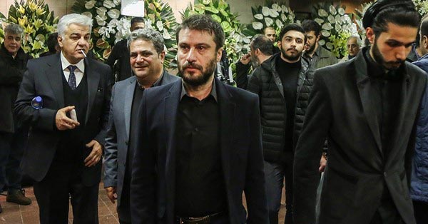 مراسم هفت مرحوم خشایار الوند با حضور بازیگران