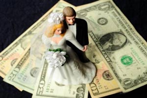 240 هزار دلار پاداش برای ازدواج با این دختر + عکس 240 هزار دلار پاداش برای ازدواج با این دختر + عکس