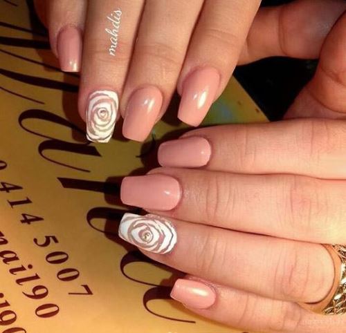 بیش از 100 مدل دیزاین بهاری ناخن ویژه نوروز و رنگ سال