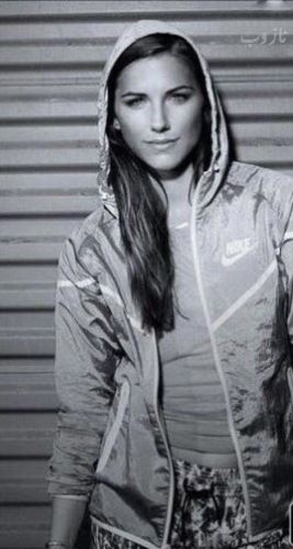زیباترین فوتبالیست زن جهان الکس مورگان + گالری تصاویر داغ
