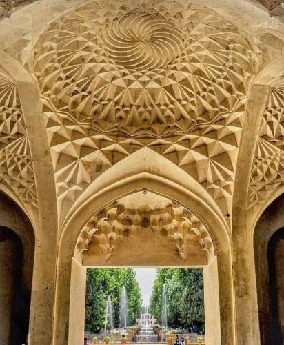 باغ شاهزاده ماهان عجیب ترین زمرد در دل کویر کرمان! تصاویر بی نظیر