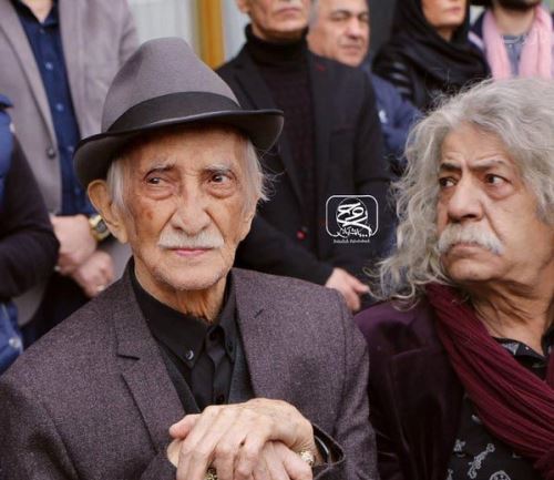 تصاویر غمگین چهره ها در مراسم ختم مرحوم جمشید مشایخی