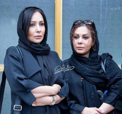 تصاویر غمگین چهره ها در مراسم ختم مرحوم جمشید مشایخی