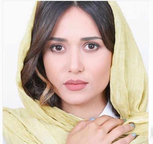 چالش جنجالی سطل زباله پریناز ایزدیار به شواری شهر تهران!
