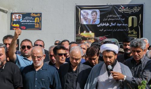 مراسم خاکسپاری غریبانه و تاسف انگیز مرحوم کمال طباطبایی