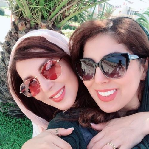 عکس های داغ بازیگران و چهره ها با کپشن های عجیب!
