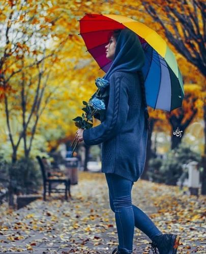 زیباترین اشعار و عکس نوشته های عاشقانه پاییز