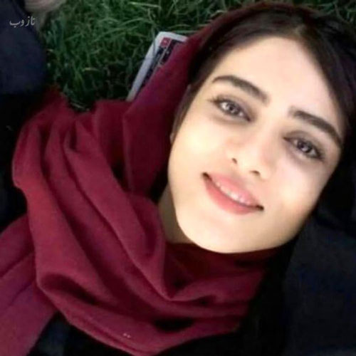 فیلم، عکس و حواشی داغ مراسم ترحیم سحر خدایاری/ دختر آبی