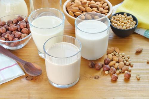 معرفی شیرهای گیاهی جایگزین شیر گاو+ خواص کامل