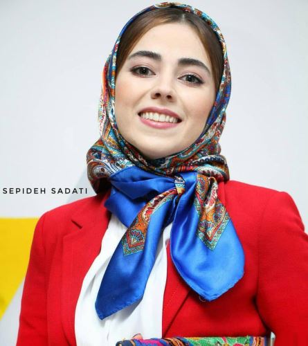 بیوگرافی جدید نیلوفر رجایی فر و همسرش و استایلی متفاوت+ گالری عکس