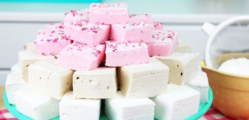 مارشمالو چیست؟ دستور تهیه پاستیل نرم ویژه بچه ها
