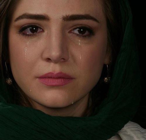 بیوگرافی جدید آوا دارویت بازیگر جذاب از ایتالیا تا سریال وارش در ایران