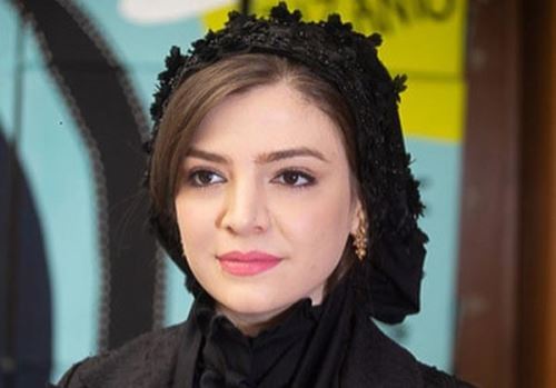 بیوگرافی جدید آوا دارویت بازیگر جذاب از ایتالیا تا سریال وارش در ایران
