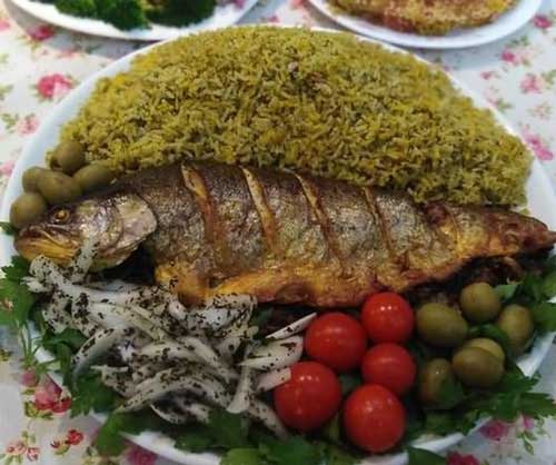 طرز تهیه سبزی پلو ماهی شب عید نوروز طرز تهیه سبزی پلو ماهی شب عید نوروز