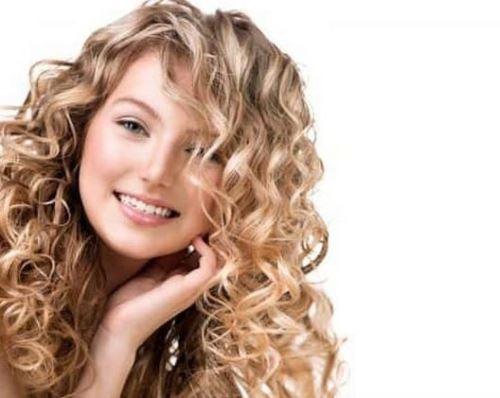 مدل های شیک و با کلاس موهای فر و نکات نگهداری آن