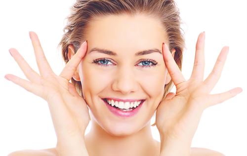 میکرونیدلینگ چیست چه فواید و مضراتی دارد؟ سن مناسب میکرو