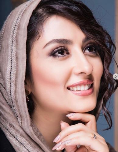 بیوگرافی جدید الهام طهموری بازیگر خوش سیما و همسرجذابترش+ مدگردی