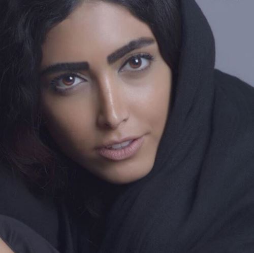 بیوگرافی جدید ساناز طاری و حواشی جنجالی وی با کارگردان مشهور