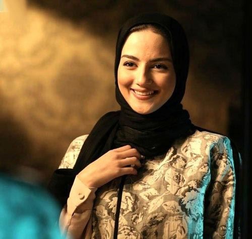 بیوگرافی جدید پردیس پورعابدینی/ از مانلی تا عشق ها او