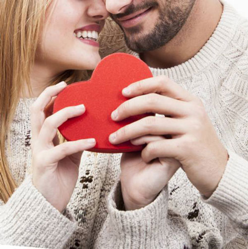 ترفندهای زنانه و دلبرانه برای جذب کردن آقای شوهر