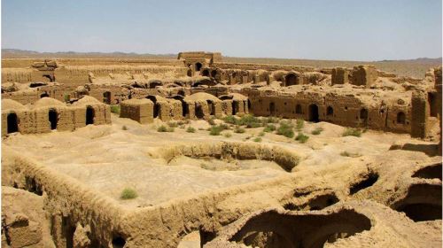 جاذبه های گردشگری عجیب و ناشناخته ایران +تصاویر
