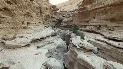 جاذبه های گردشگری عجیب و ناشناخته ایران +تصاویر